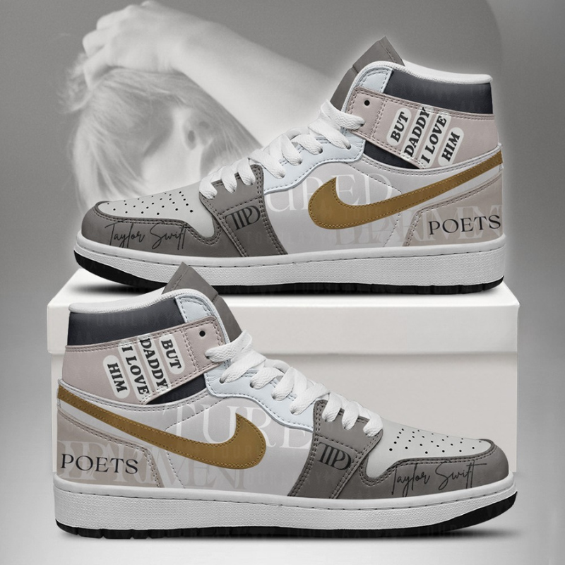 LIMITED EDITION - NEW CUSTOMIZED TAYLOR SWIFT AIR JORDAN SHOES