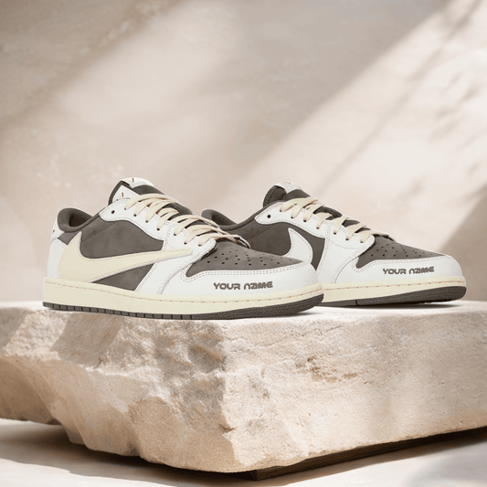 LIMITED EDITION - NEW CUSTOMIZED TRAVIS SCOTT AF1 SNEAKERS
