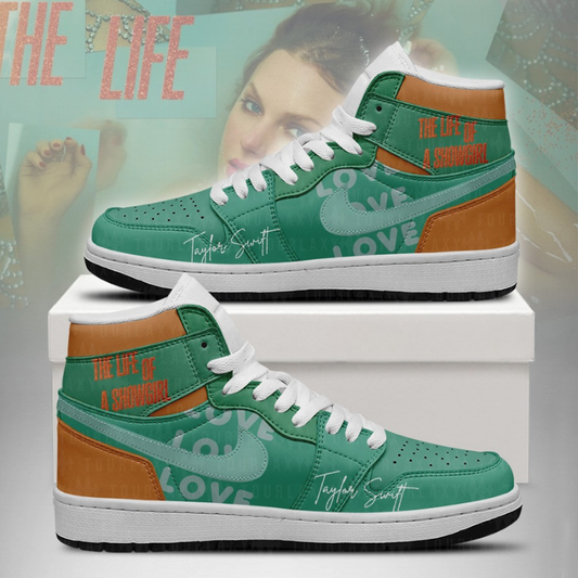 LIMITED EDITION - NEW CUSTOMIZED TAYLOR SWIFT AIR JORDAN SHOES