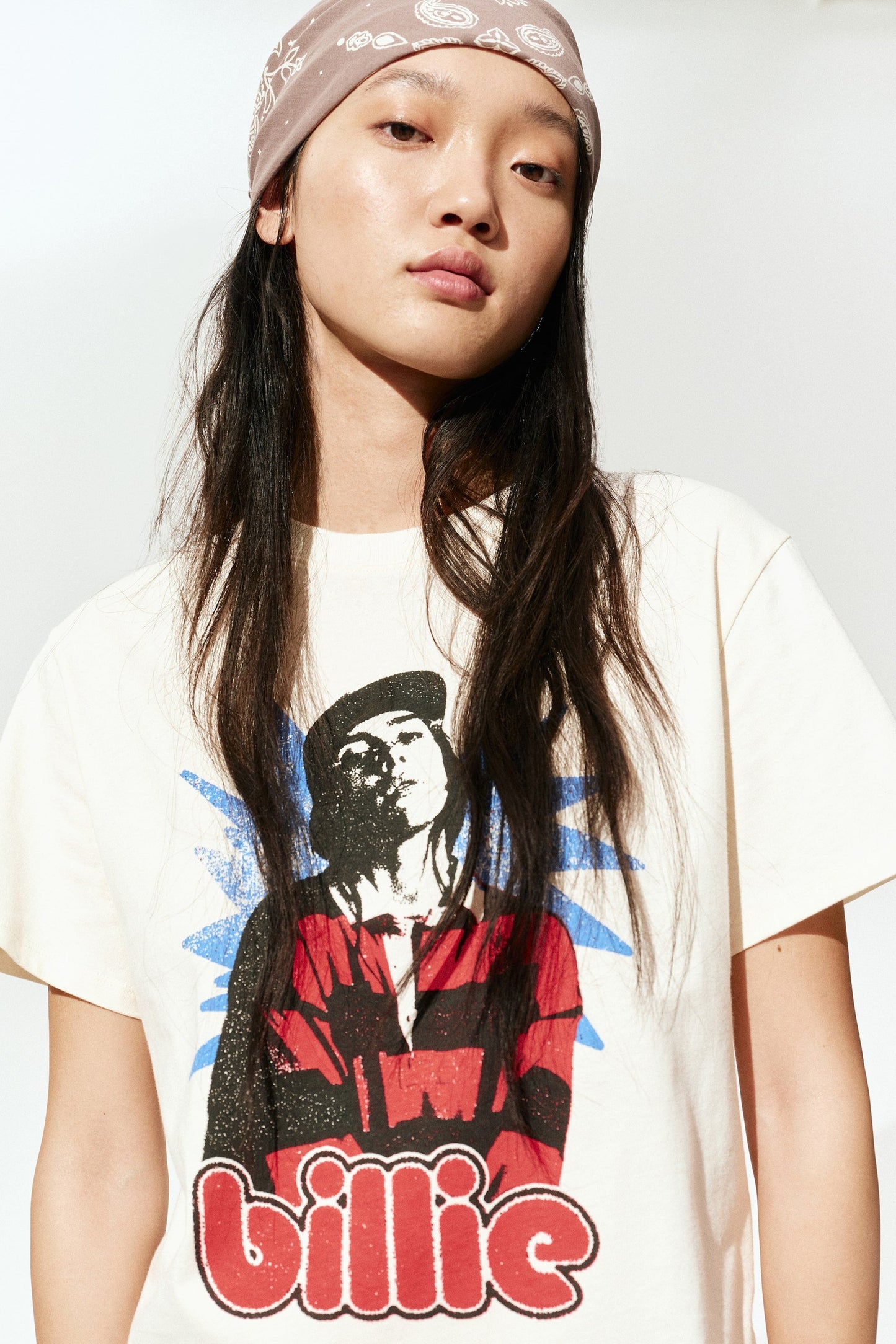 BILLIE EILISH UNISEX T-SHIRT - THE PERFECT GIFT